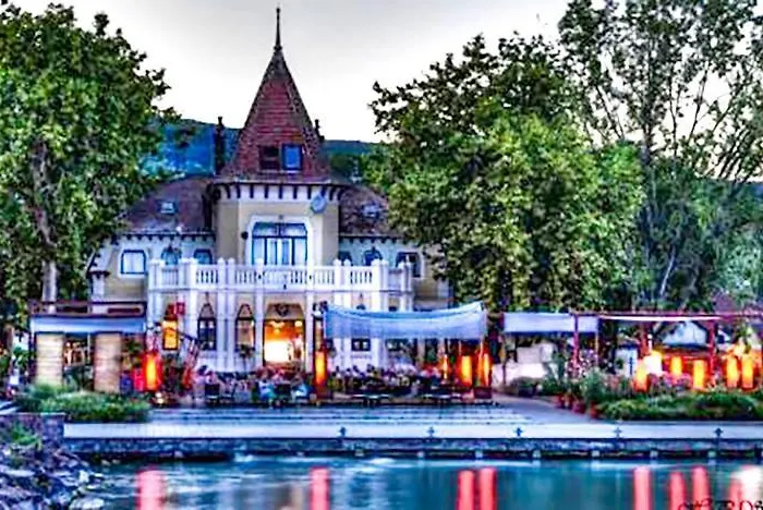 Gasthof Ari 3*